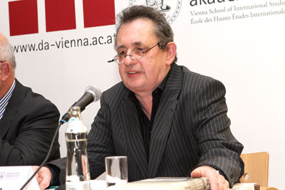 Dr. Hans Schafranek