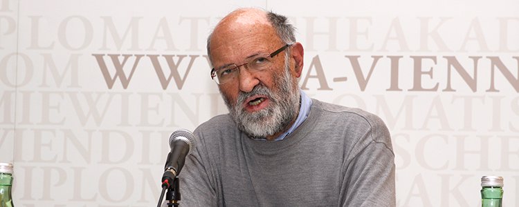Dr. Peter Malina